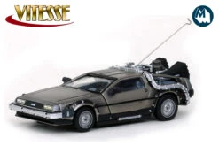 1:43 - DeLorean DMC 12 / Back To The Future Part I Time Machine
