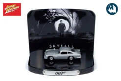 Aston Martin DB5 / Skyfall (with Tin)