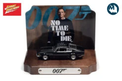 1987 Aston Martin V8 / No Time To Die (James Bond) With Tin