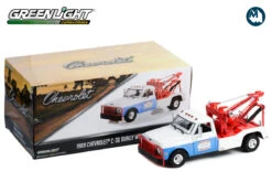 Greenlight 1:18 - 1969 Chevrolet C-30 Dually Wrecker / Hazzard County Garage