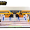 1:64 Pit Garage Diorama - McLaren Formula 1 Team
