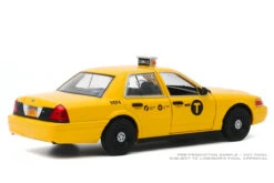 Greenlight 1:24 - John Wick: Chapter 2 / 2008 Ford Crown Victoria Taxi -Modelmatic Shop 2 2c089f07 058f 41f8 9dd3 6a9a3a8f573f