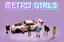 1:64 American Diorama Metro Girls (AD-2408) -Modelmatic Shop 2 64446558 51bb 4b12 8619 31f4fc676c09