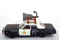 1:18 - 1974 Dodge Monaco / Bluesmobile With Speaker (Look-alike) -Modelmatic Shop 3 b78a9c95 9ca4 42ba 8a89 6956d7b1ba03