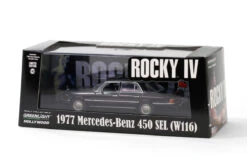 Greenlight 1:43 - Rocky IV / 1977 Mercedes-Benz 450 SEL (W116) 4 Greenlight 1:43 - Rocky IV / 1977 Mercedes-Benz 450 SEL (W116) -Modelmatic Shop 3 c5d6dbcf afe9 4492 8715 1f668ebb8ea7