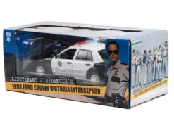 Greenlight 1:24 - Reno 911! / Lieutenant Jim Dangle's 1998 Ford Crown Victoria Police Interceptor - Reno Sheriff's Department 4 Greenlight 1:24 - Reno 911! / Lieutenant Jim Dangle's 1998 Ford Crown Victoria Police Interceptor - Reno Sheriff's Department -Modelmatic Shop 3 d084bad7 a5bf 4057 88af 2ffa11d4e4de