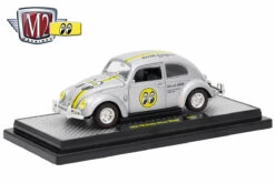 1:24 - 1952 VW Beetle Deluxe Model (Mooneyes)
