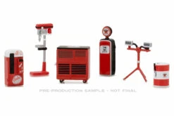 Greenlight 1:64 Garage Shop Tools - Texaco