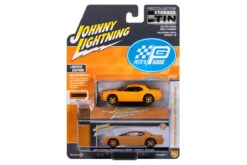 2014 Dodge Challenger SRT8 - Pettys Garage (Orange With Black Stripes) -Modelmatic Shop B2 03 efe5fde9 438f 4fb5 851d b5e62aeeb24f