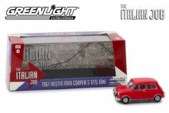 Greenlight 1:43 - The Italian Job (1969) / 1967 Austin Mini Cooper S 1275 MkI (Red With Black Leather Straps)