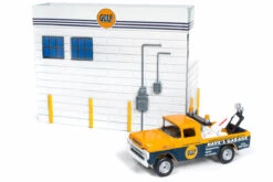 Gulf Service Station Diorama / 1959 Ford F250 Tow Truck -Modelmatic Shop B4 b3908882 8081 484c b662 a0228b972322
