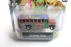[Pre-owned] Hot Wheels Retro Entertainment 2013 Mix 2 / School Bus - The Muppets -Modelmatic Shop IMG 0811