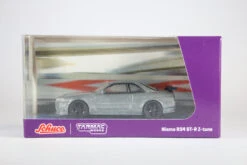 Schuco [Raw Chase] Nismo R34 GT-R Z-tune (Midnight Purple III)