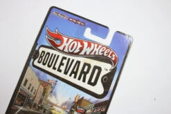 Hot Wheels Boulevard 2012 / Underdogs - '78 Ford Mustang II [Pre-owned] -Modelmatic Shop IMG 1160