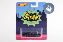 [Damaged] Hot Wheels Retro Entertainment 2020 Mix 2 / TV Series Batmobile Batman - Classic TV Series