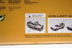 Welly 1:24 - DMC DeLorean Time Machine / Back To The Future III 4 Welly 1:24 - DMC DeLorean Time Machine / Back To The Future III -Modelmatic Shop IMG 5418