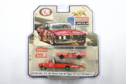 Greenlight [Green Machine] Parnelli Jones' #15 1967 Mercury Trans Am Cougar With Ford F-350 Ramp Truck