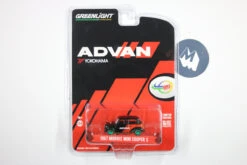 Greenlight [Green Machine] 1967 Morris Mini Cooper S / Advan Yokohama