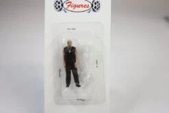 1:43 - Dominic Toretto (Vin Diesel) Figure