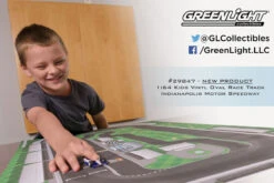 Greenlight Oval Race Track
